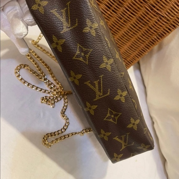 Authentic Louis Vuitton Crossbody handbag - Picture 6 of 12